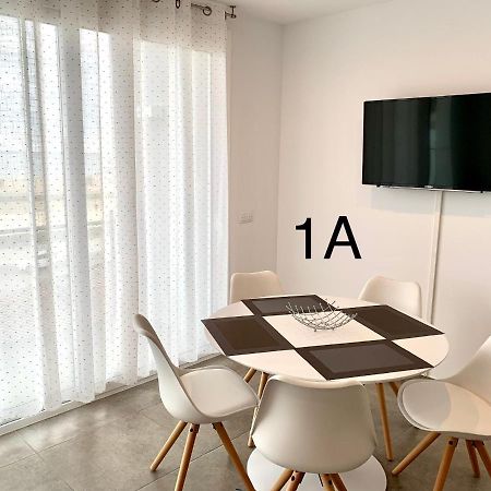 Edifici Valeria Apartment Empuriabrava Exterior foto
