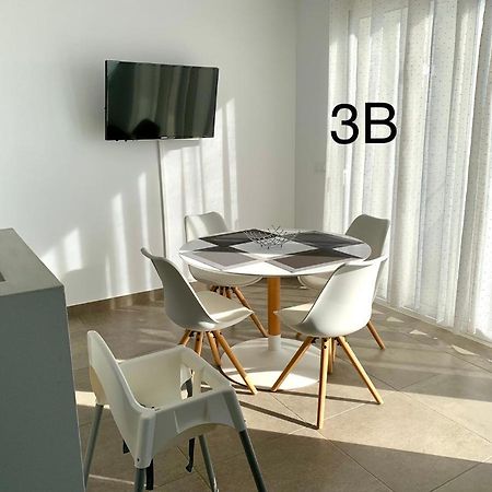 Edifici Valeria Apartment Empuriabrava Exterior foto