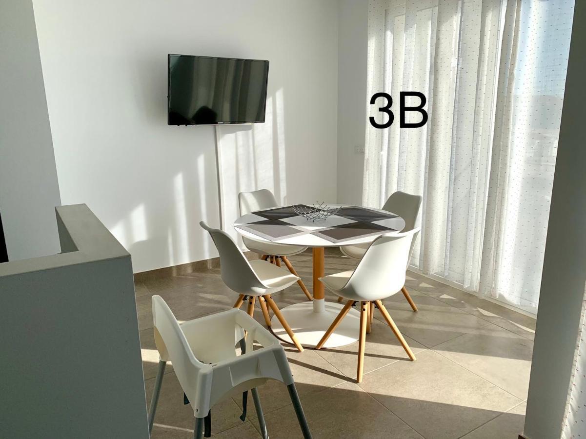 Edifici Valeria Apartment Empuriabrava Exterior foto