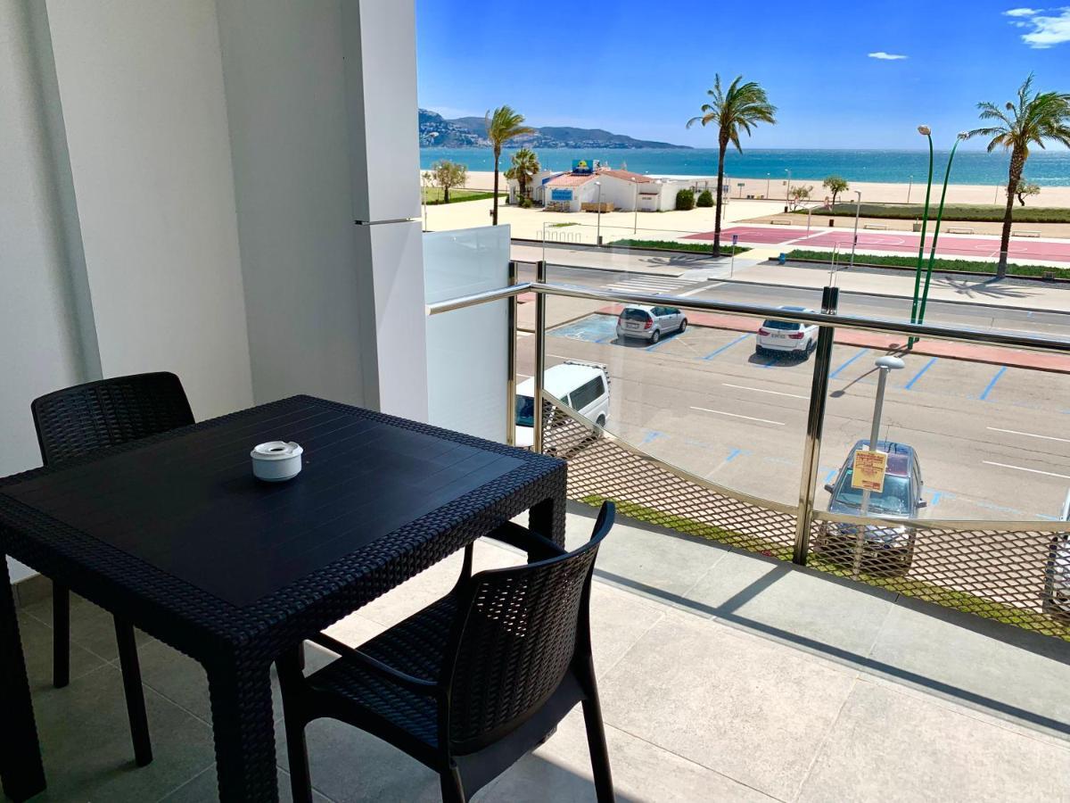 Edifici Valeria Apartment Empuriabrava Exterior foto